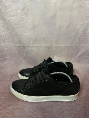 Lanvin skor - Mycket fint skick | Size 42 | fraktar inom 24 timmar | för att köpa klicka ”köp nu” | vid frågor eller funderingar är det bara att skicka ett meddelande | följare får bättre rabatter🙌