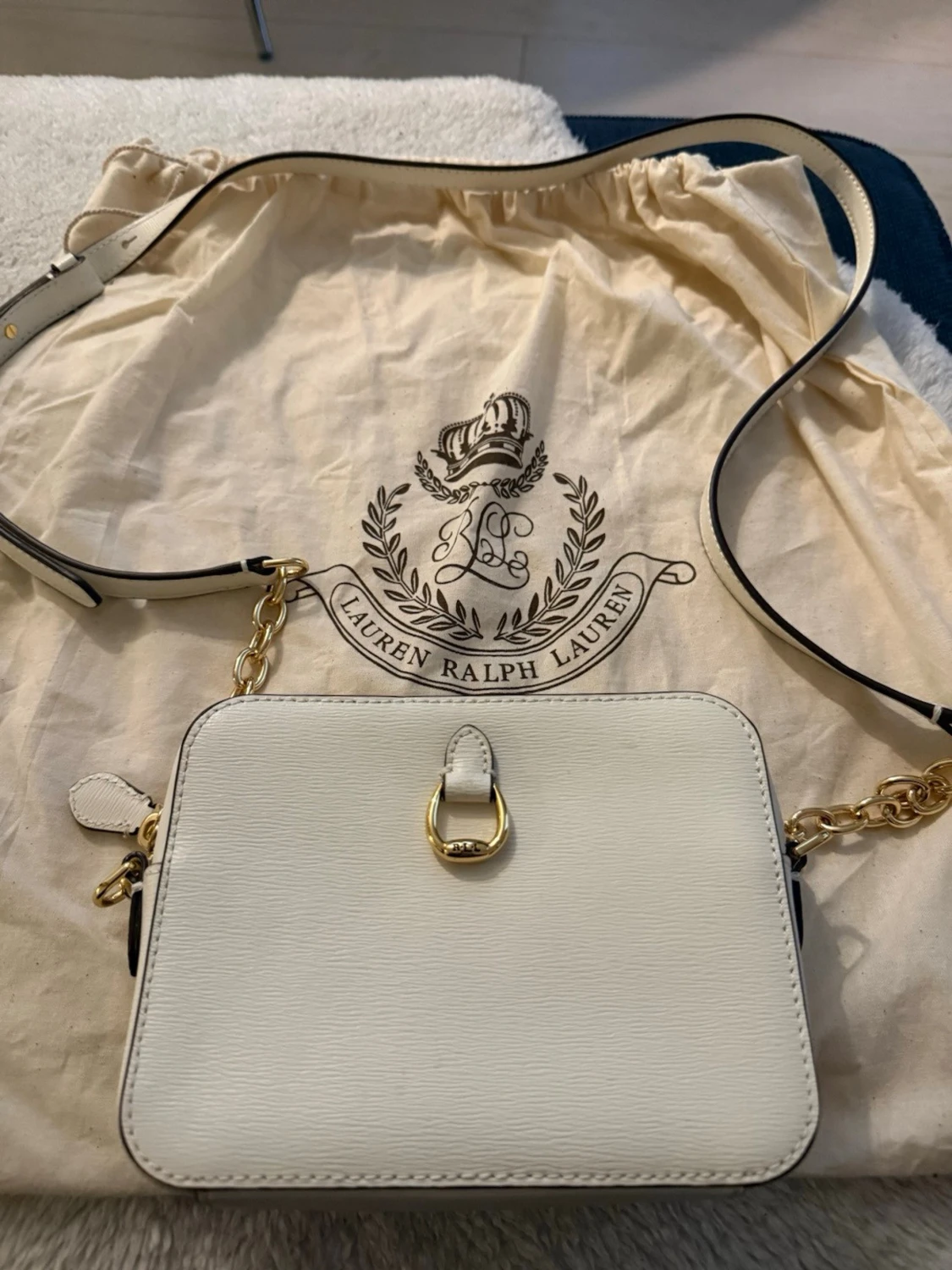 Vit handväska från Lauren Ralph Lauren - 1