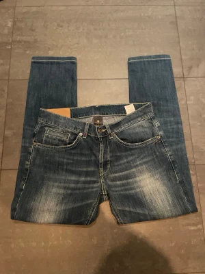 Dondup george - Dondup George i fint skick. Storlek w31. 