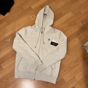 Polo zip hoodie ljus grå - Inte använd