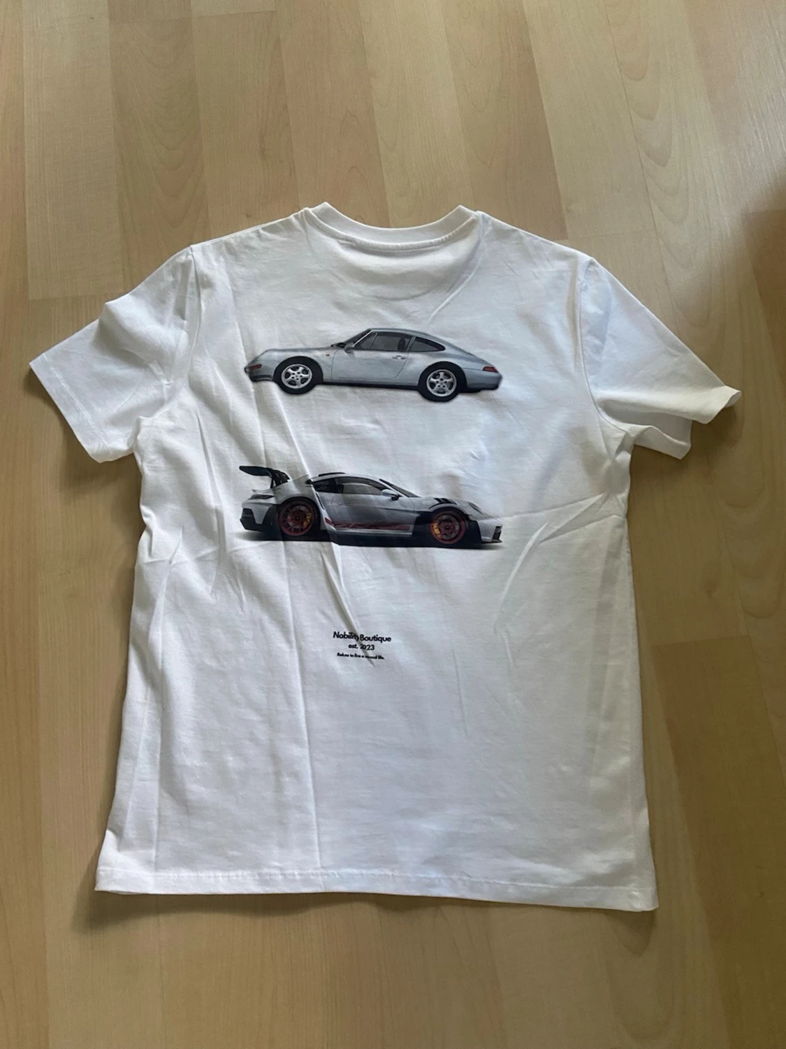 T-shirt - 1