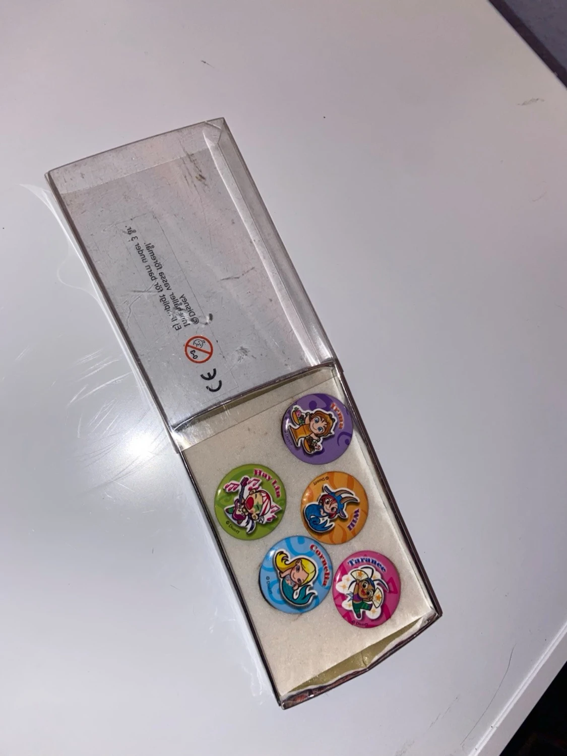 Witch Disney pins - 1