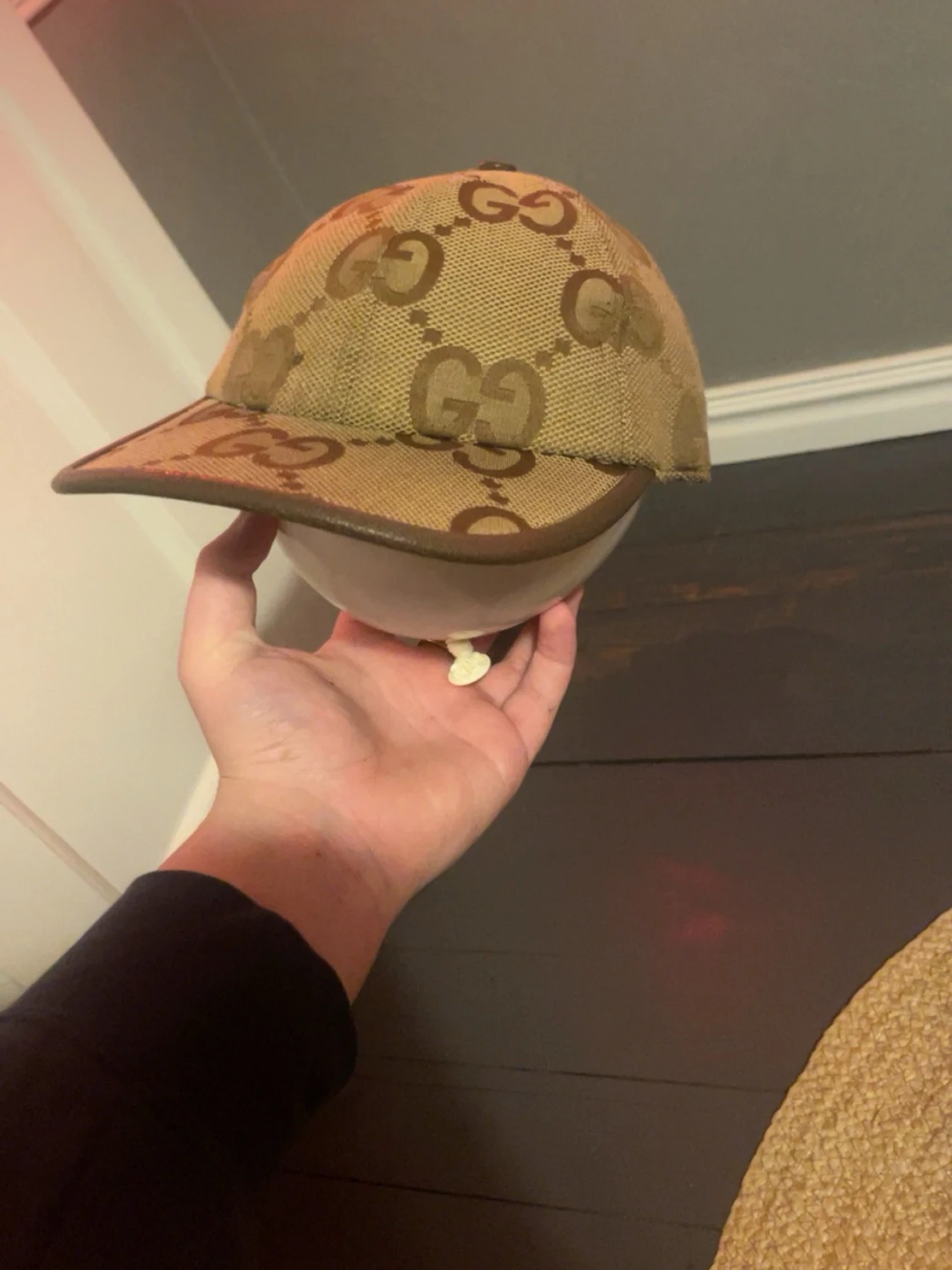 Beige GG-monogram keps från Gucci