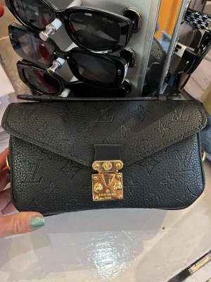 Fina väskan  - .snygg trendig väska.n