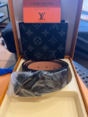 L V bälte  - Helt ny för bra pris 