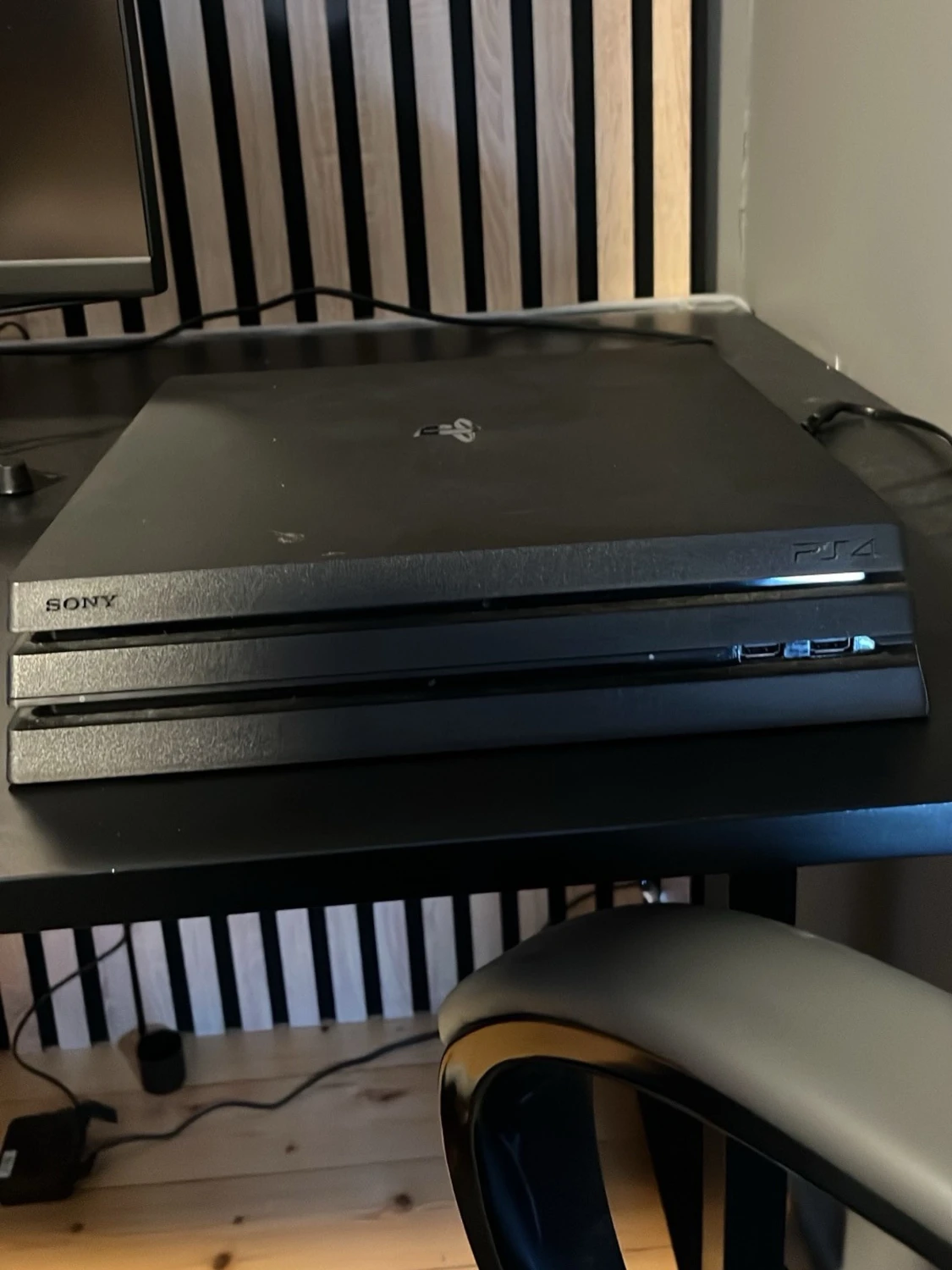 Sony PlayStation 4 Pro konsol svart - 1