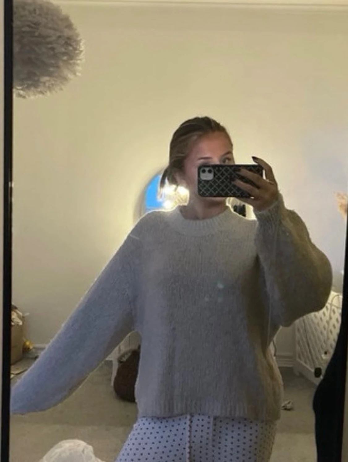 Beige stickad tröja 