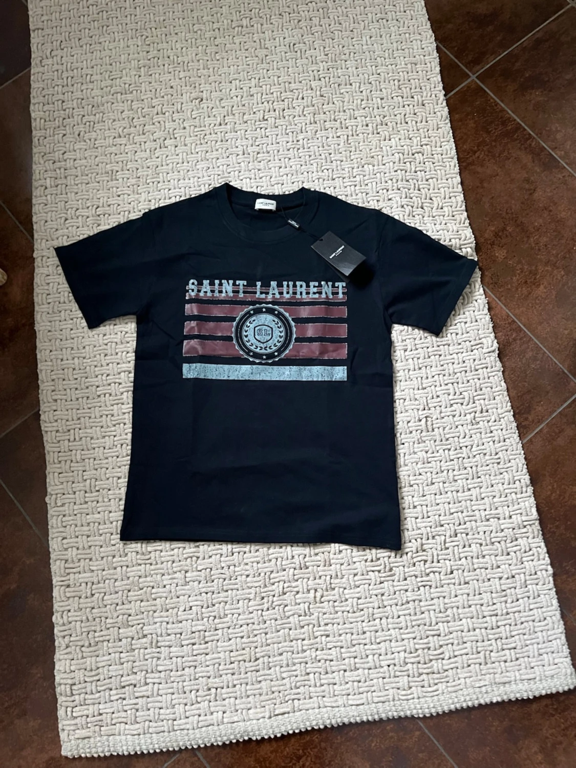 Mörkblå Saint Laurent t-shirt med tryck