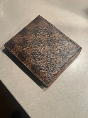 Elegant Plånbok - En elegant plånbok med mönster