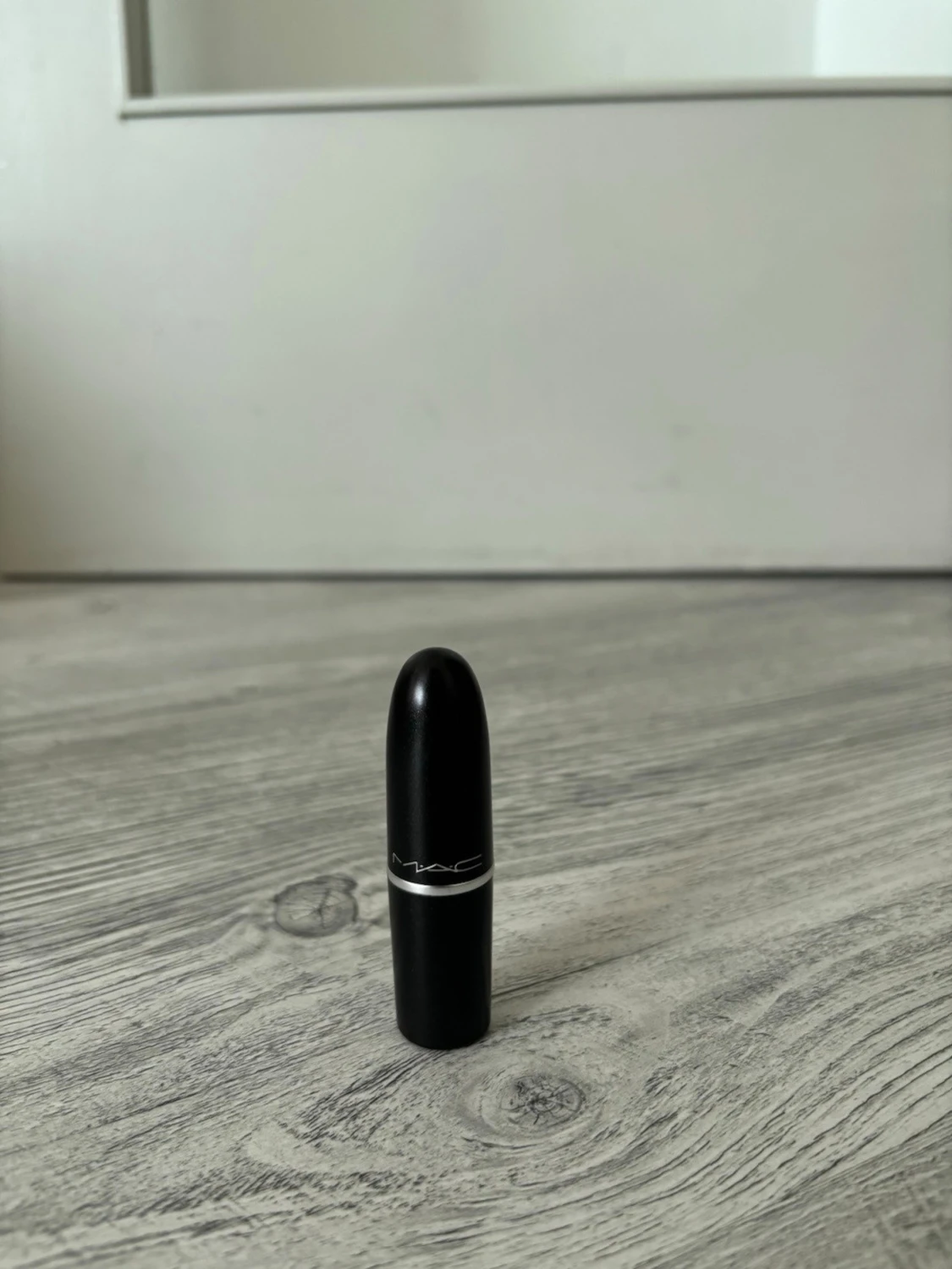 MAC läppstift i varm nude