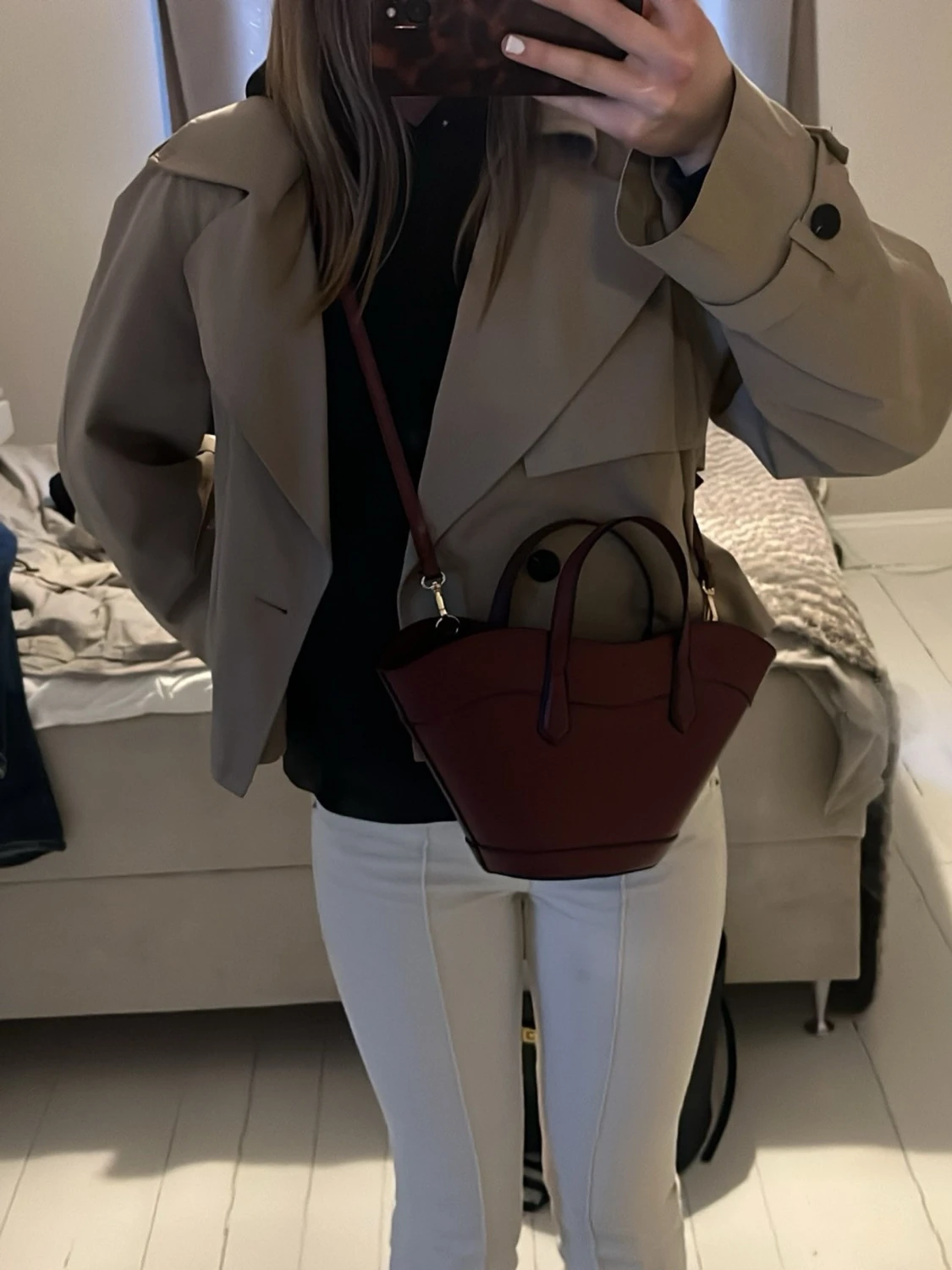 Burgundy handväska - 1