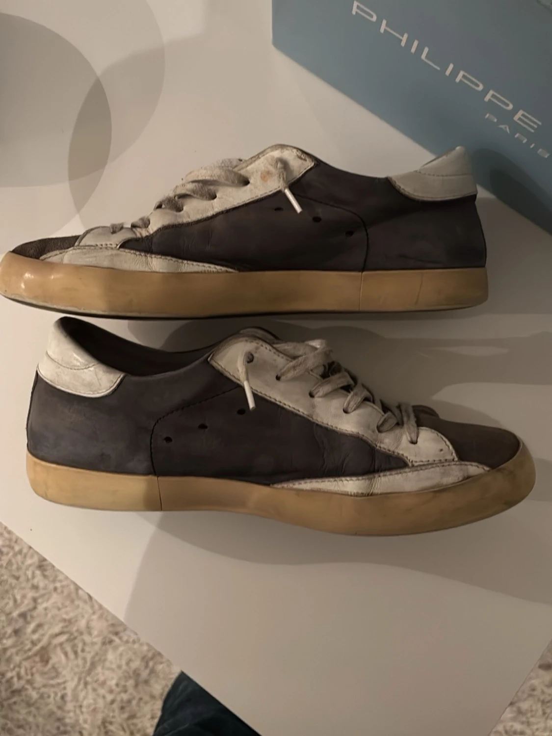 Philippe model  - 2