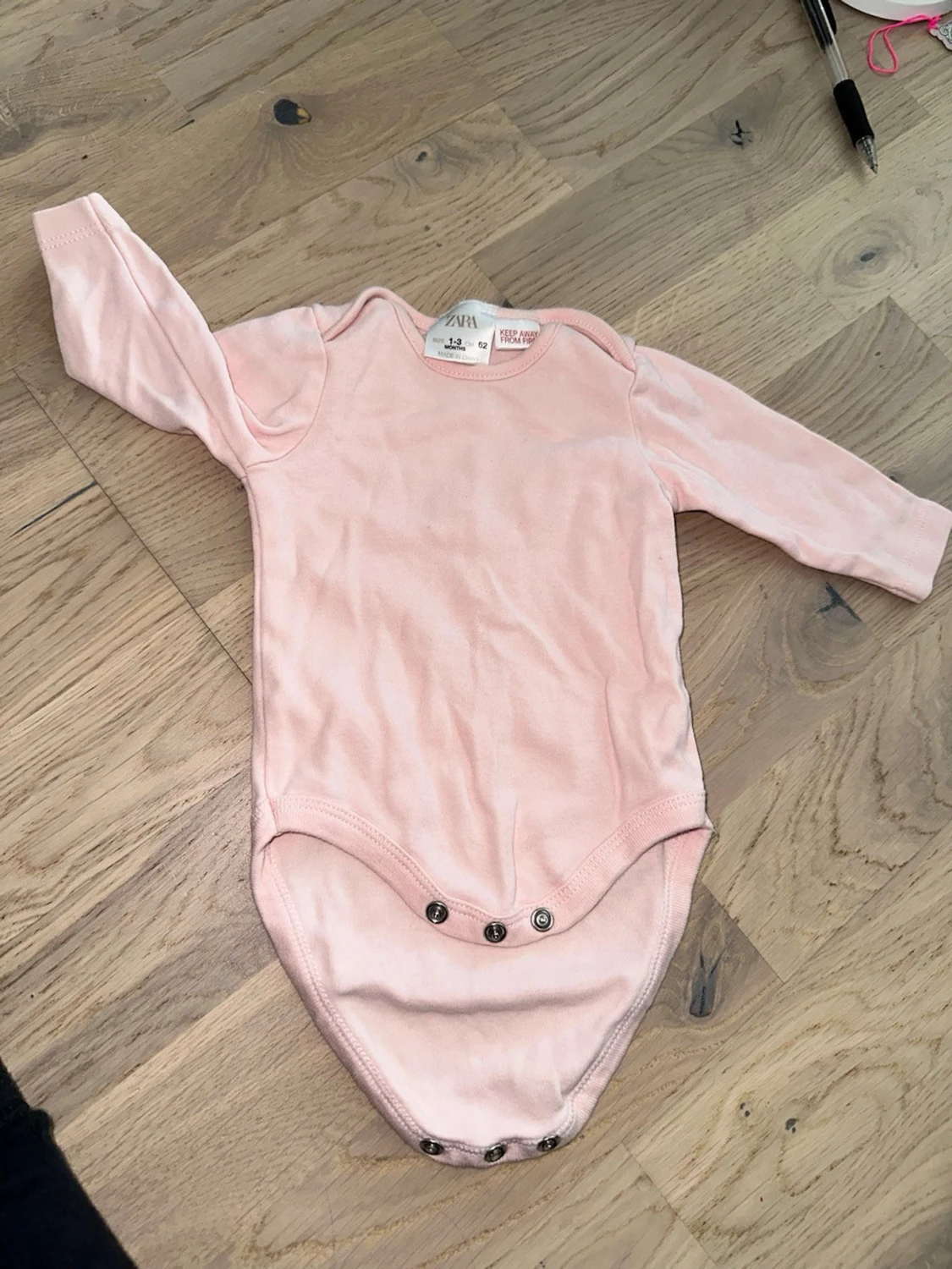 Ljusrosa body från Zara i bomull