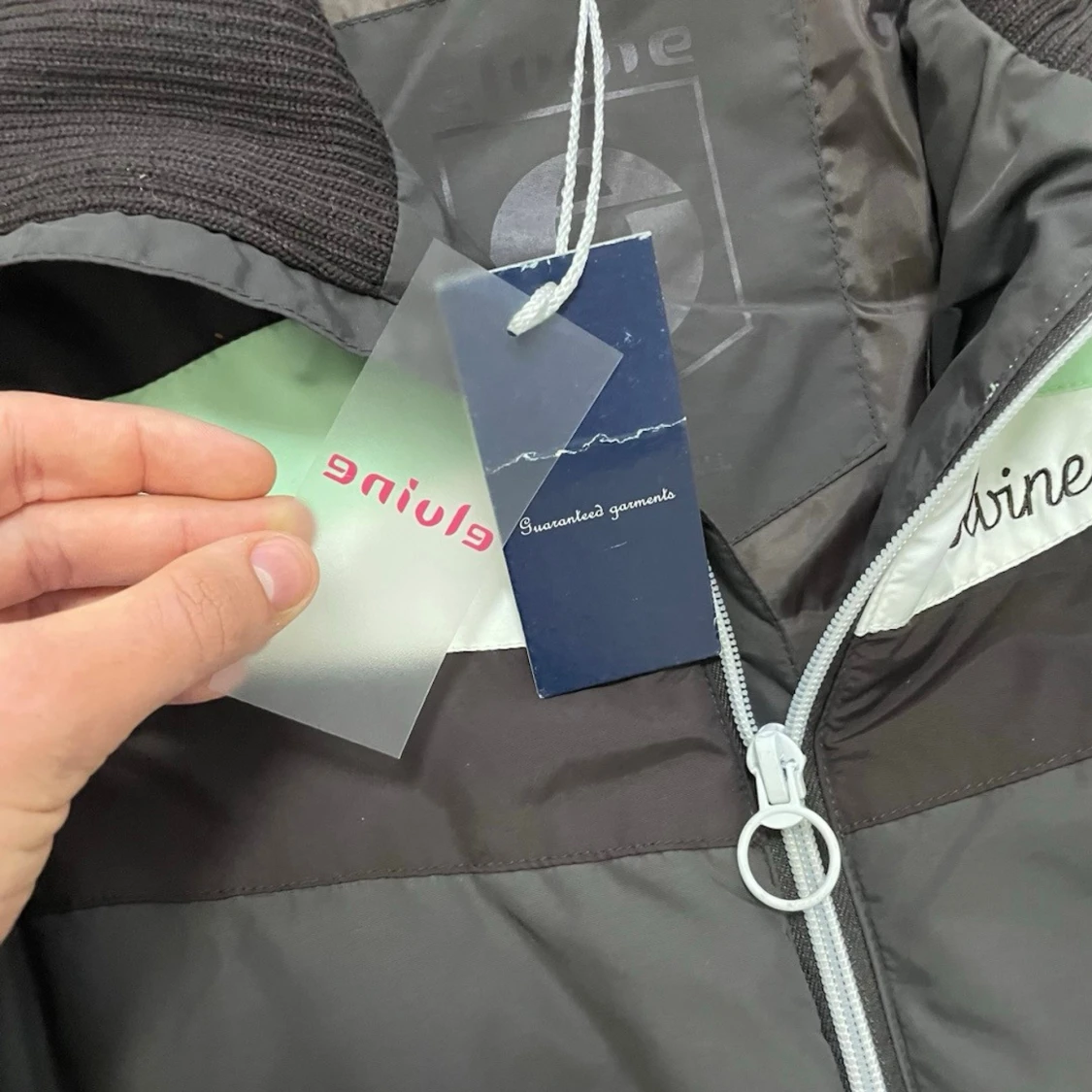 Brun pufferjacka från Eveline - 2