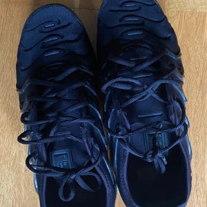 Nike skor  - Säljer mina gamla skor som inte passar mig. Den e i bra skick 