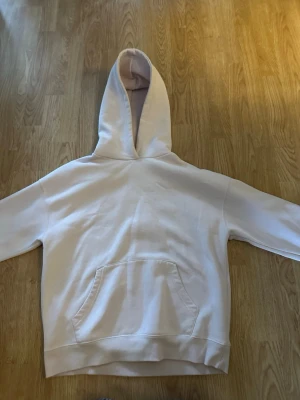 Rosa hoodie  - Fin rosa hoodie, strl xxs men den är baggy modell så mer som en S-M