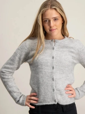 Grå kofta från Gina Young - Säljer denna super söta kofta från Gina Young💕 prefekt nu tlll vintern 💕 knappt använd och har inga defekter 💕