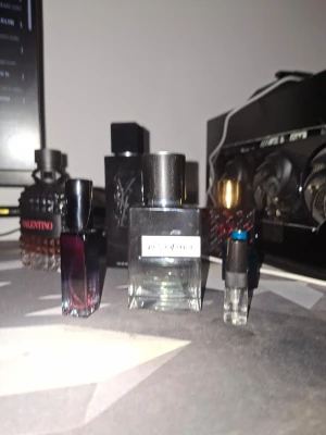 Ysl edp - 10ml=119kr, 5ml=65kr, 3ml=35kr, 2ml=25kr