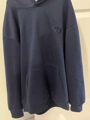 Hoodie  - Mycket fin & fräsch, inget fel på alls, hör av er!