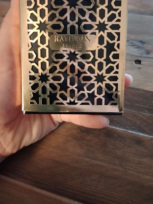 rayhaan Elixir  - Säljer en rayhaan elixir som är inspirerad av jean paul gaultier elixir, den är enbart testad dvs 99 ml,