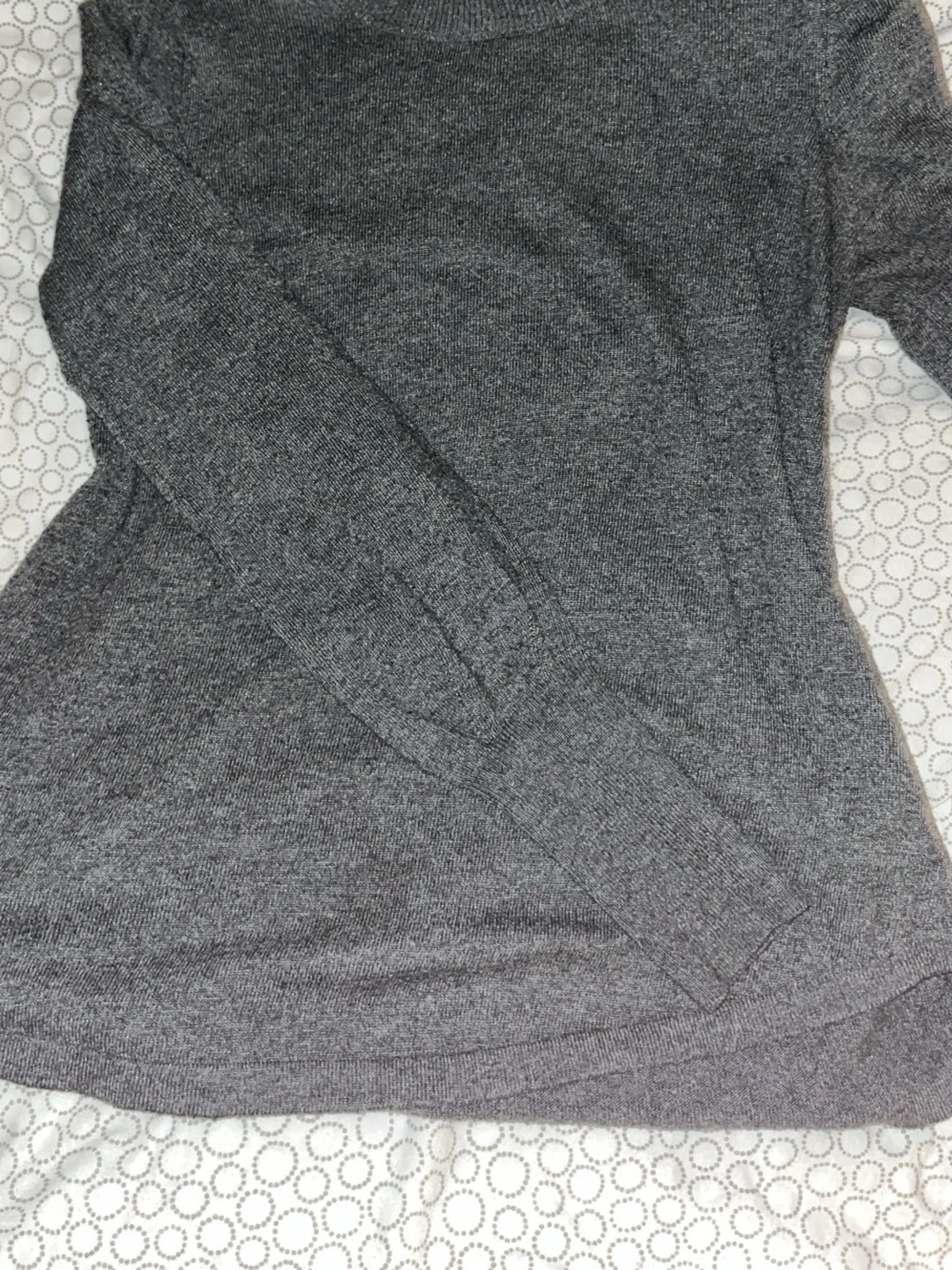 Mörkgrå stickad tröja