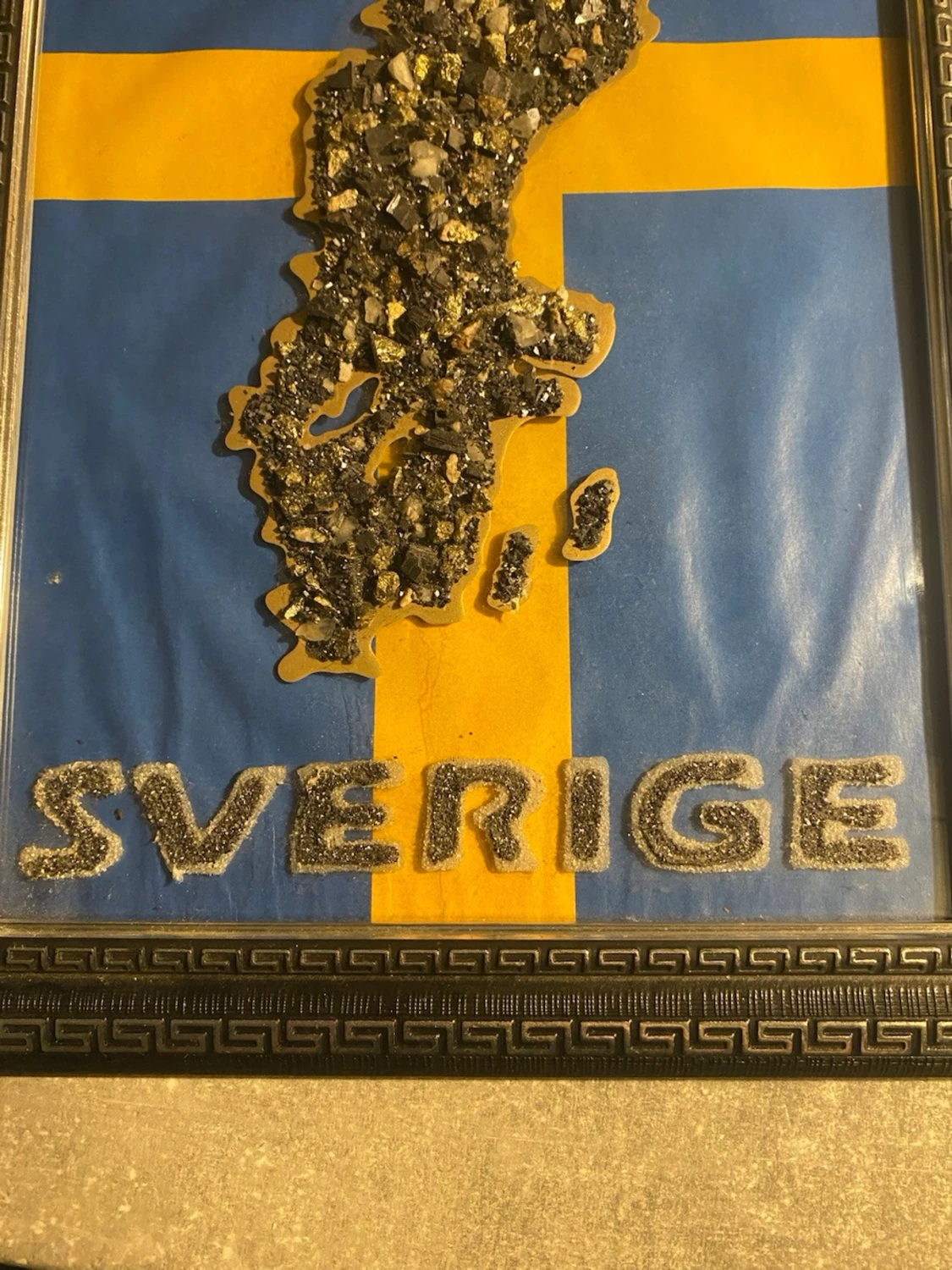 Handgjort Tavla med Sveriges karta och flagga - 2