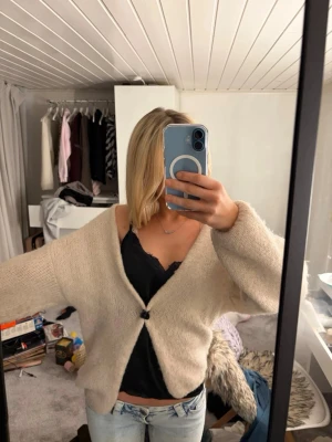 Beige kofta från Lindex - Mycket fint skick