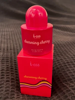 i-cos Charming Cherry Eau de Toilette - Endast provsprutad.