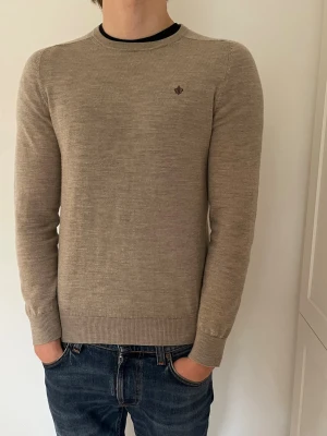 Morris stickad tröja - Morris merino tröja i riktigt bra skick. Storlek S