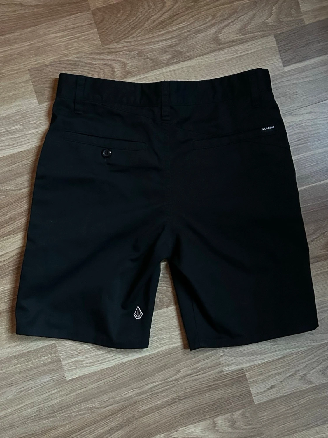 Svarta shorts från Volcom - 1