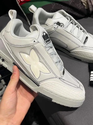 LLV skate gray shoes - Size 45, true to size. More pics DM. used but still new