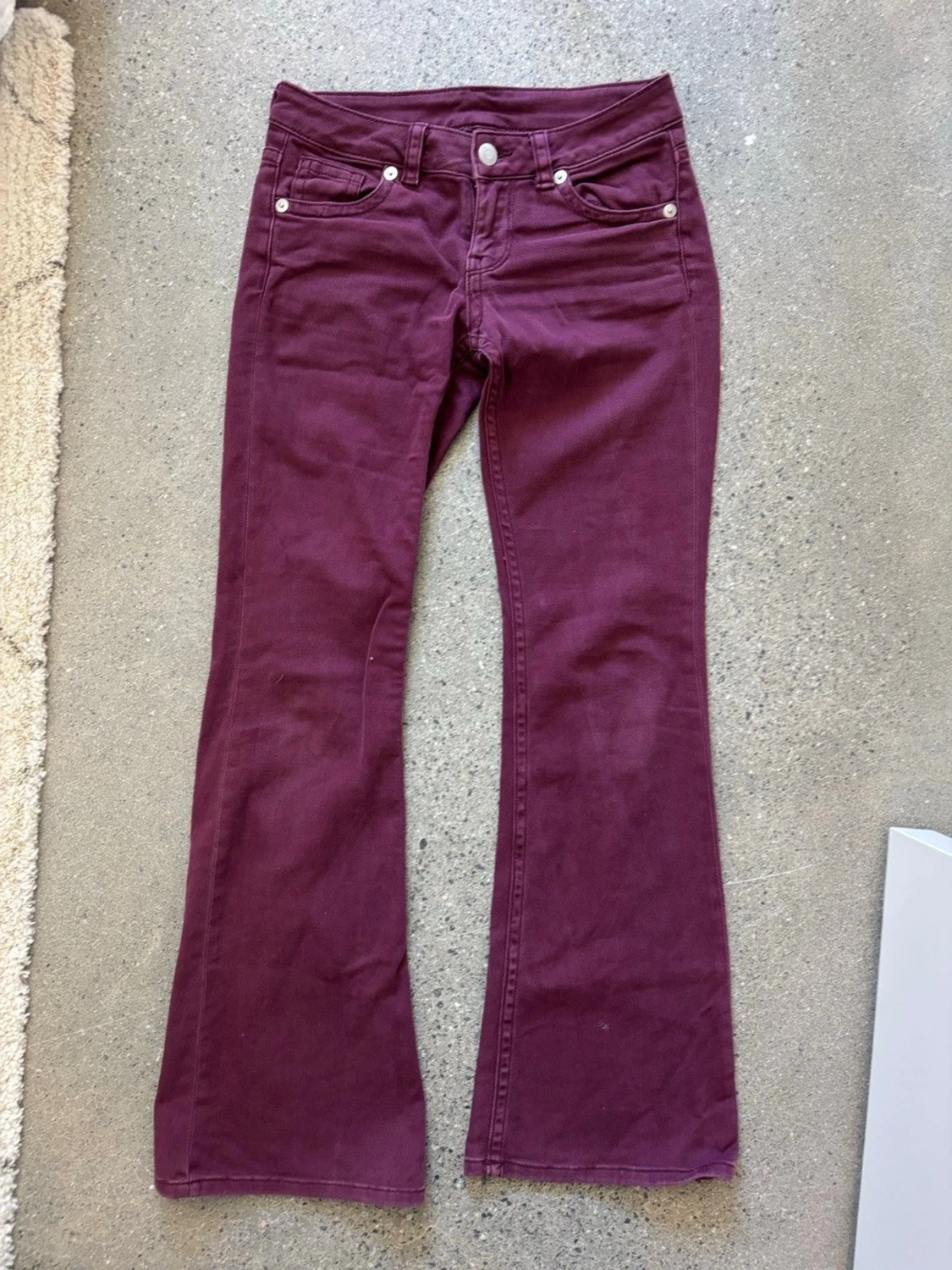 Vinröda bootcut jeans - 1