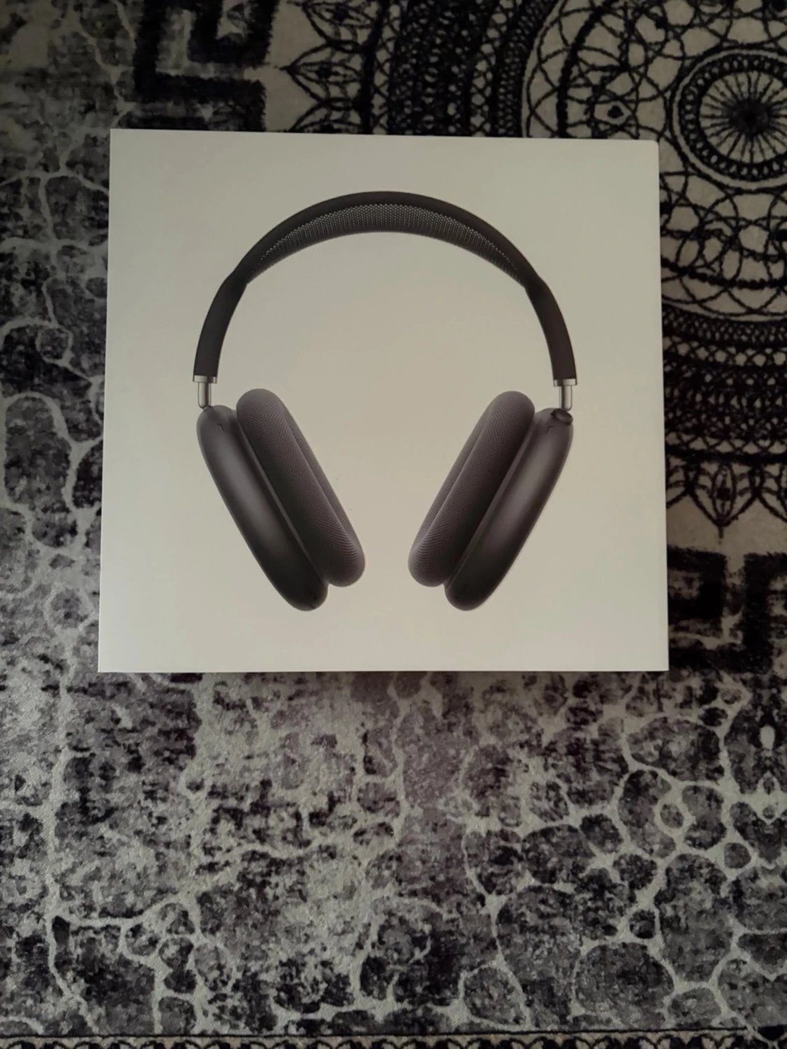 Apple AirPods Max hörlurar svart