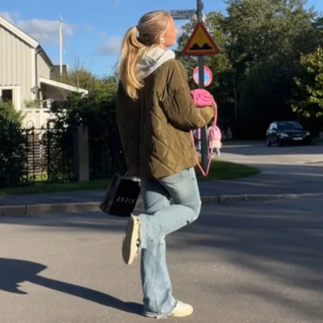 Olivgrön quiltad bomberjacka - 1