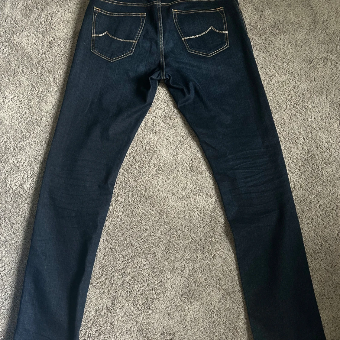 Mörkblå jeans från Jacob Cohen - 2