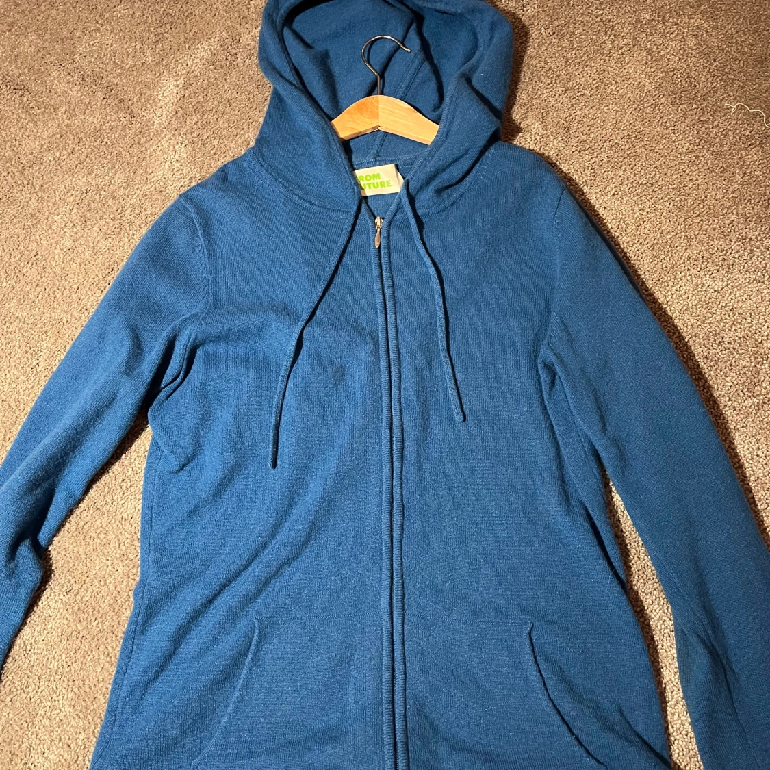 Blå hoodie från From Future - 1