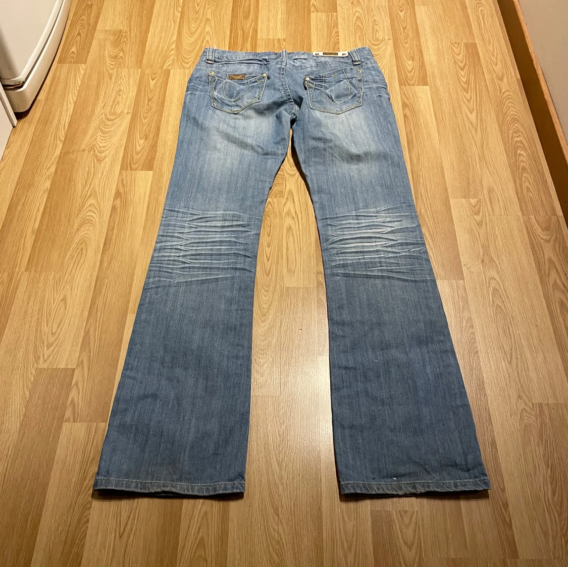 Lågmidjade bootcut jeans - 1