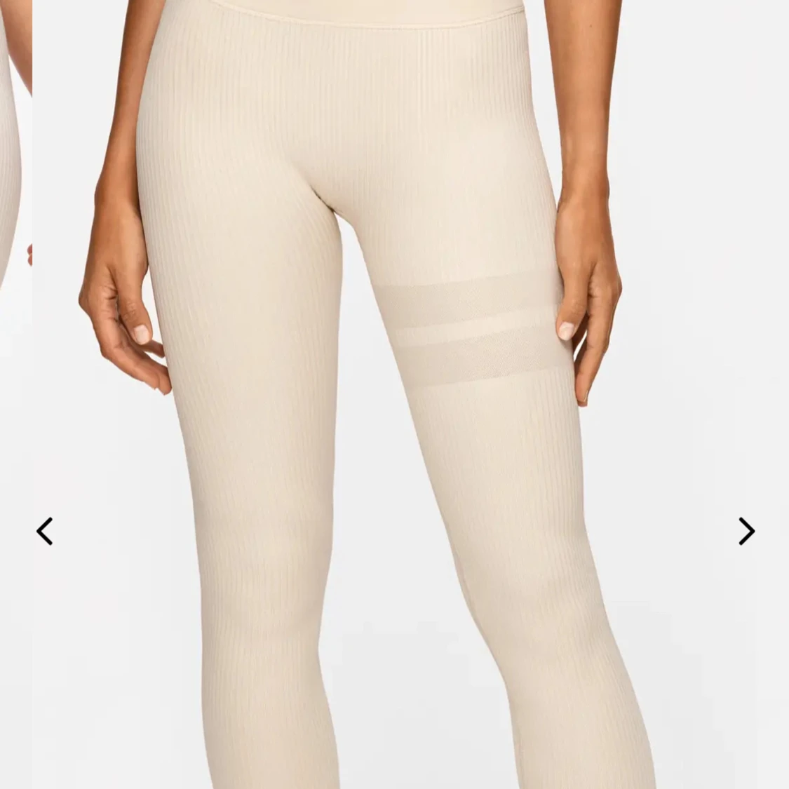 Beige ribbade träningskläder