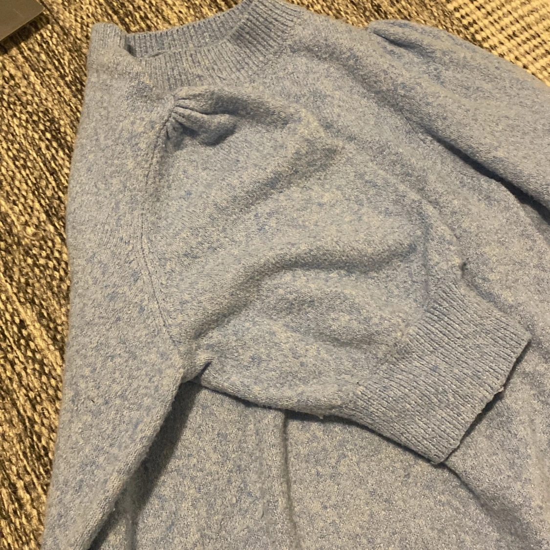 Ljusblå stickad tröja - 90