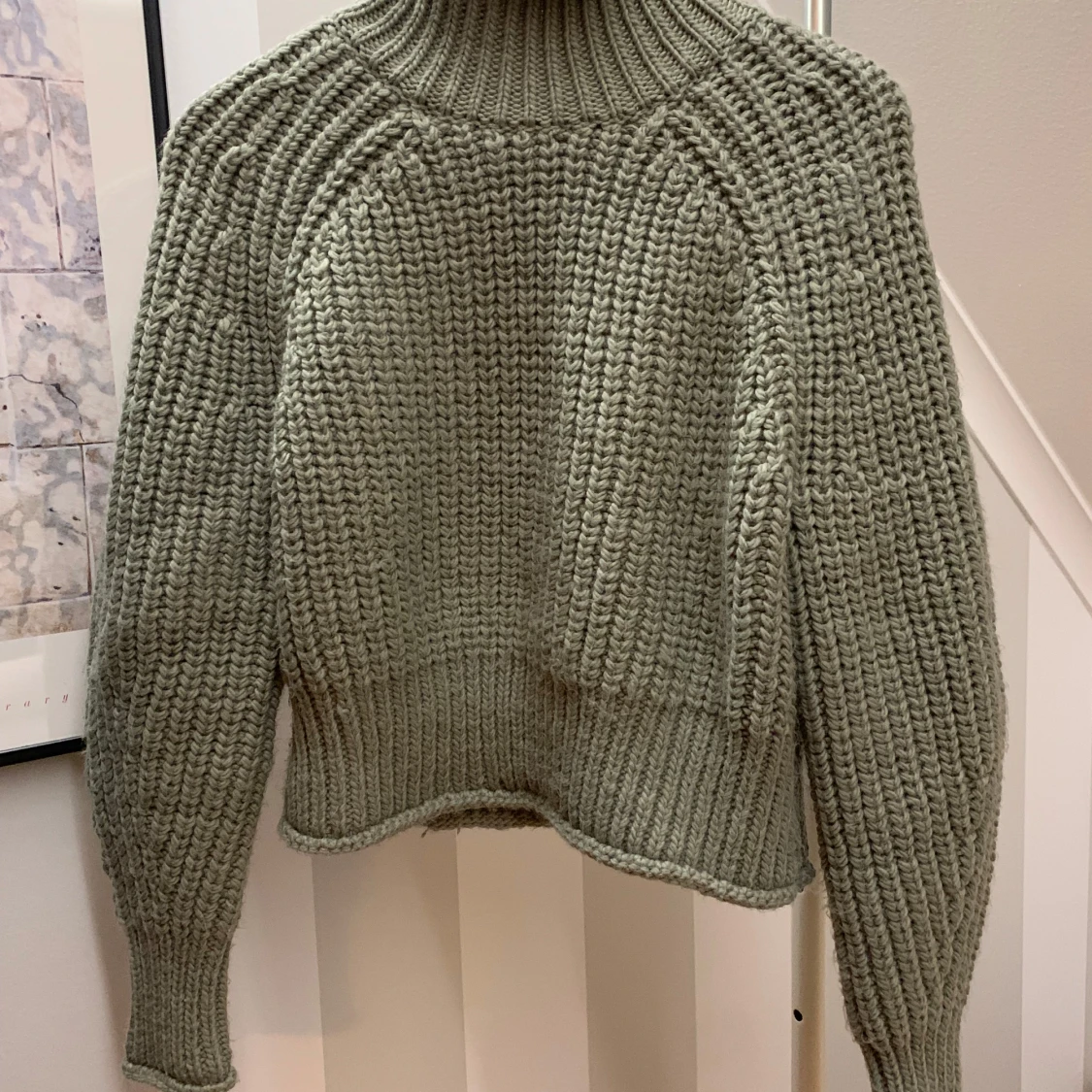 Grön stickad polotröja från H&M