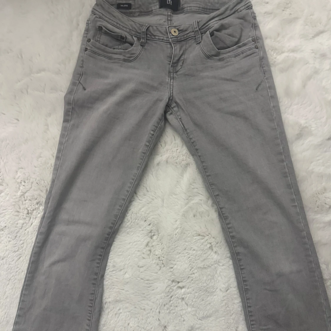Grå bootcut VALERIE jeans från LTB - 2