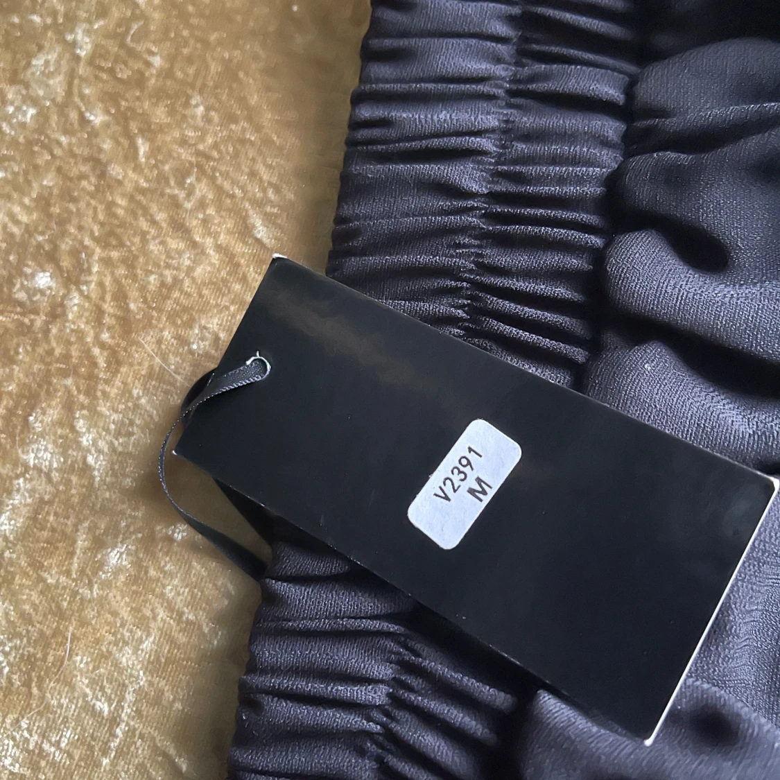 Svart långkjol från In Vogue Paris - 3