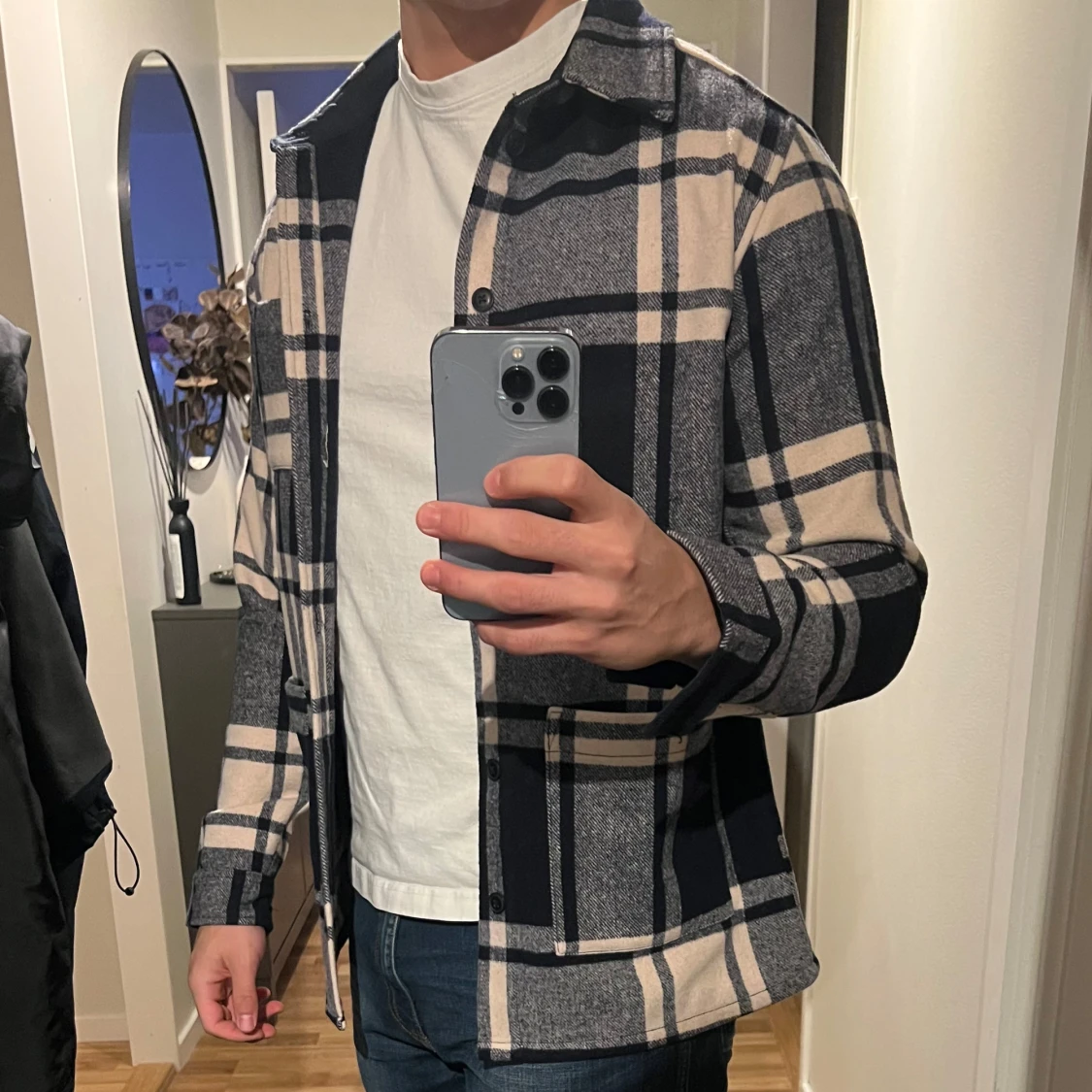 Overshirt i ull från Les Deux i S - 90