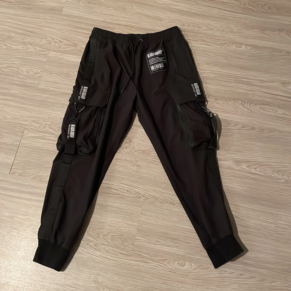 Svarta cargobyxor från New Yorker/Black Squad - 93