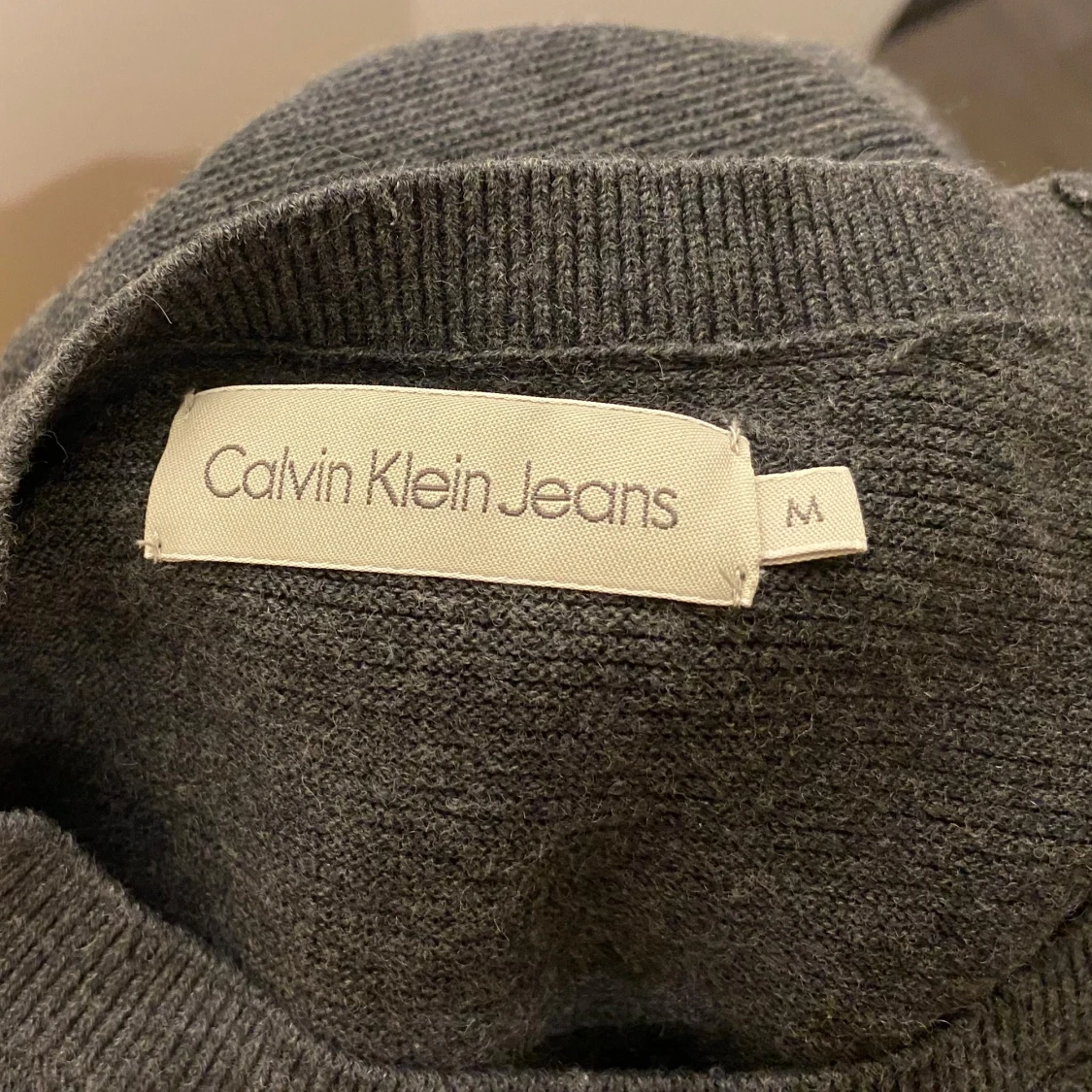 Grå stickad tröja från Calvin Klein Jeans - 91