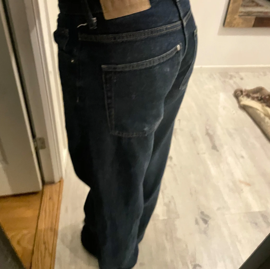 Mörkblå jeans från HM - 90