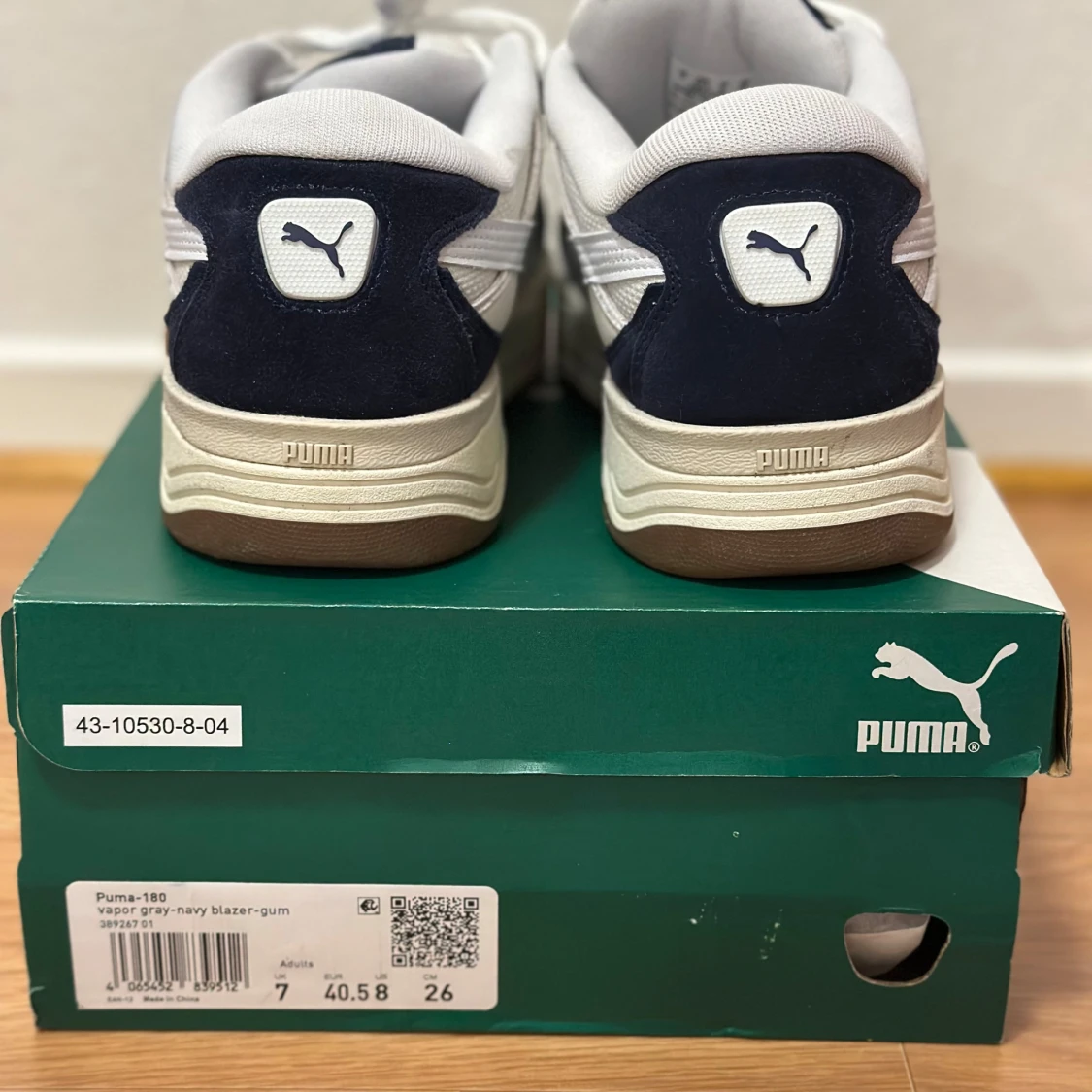 Puma sneakers i marinblå och vit - 91
