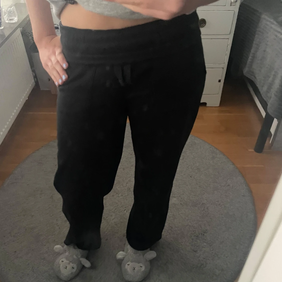 Svarta mjukisbyxor - 90
