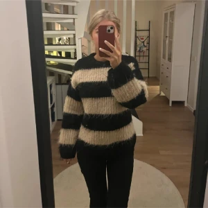 Arket stickad tröja - Super fin