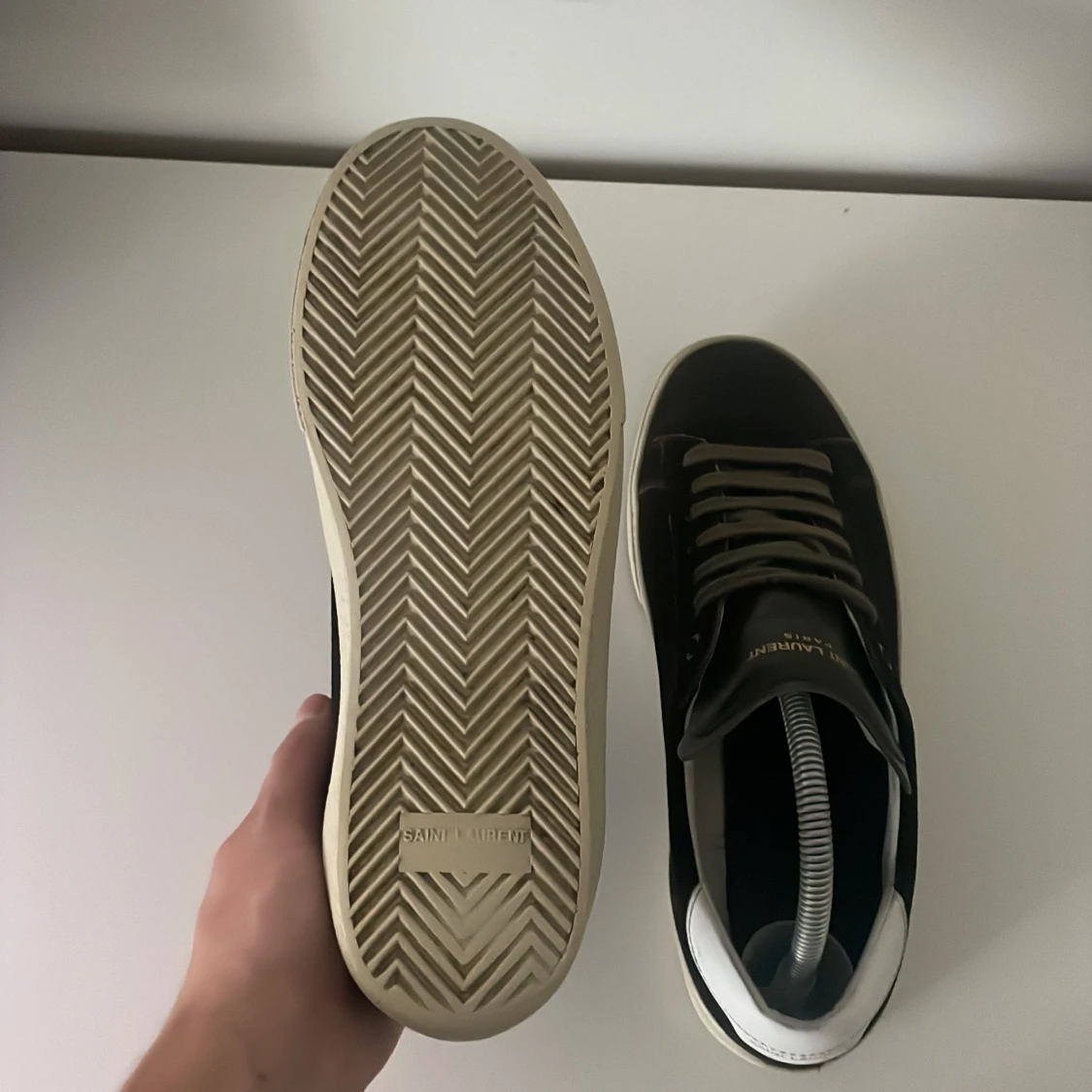 Mörkgröna Saint Laurent skor - 92